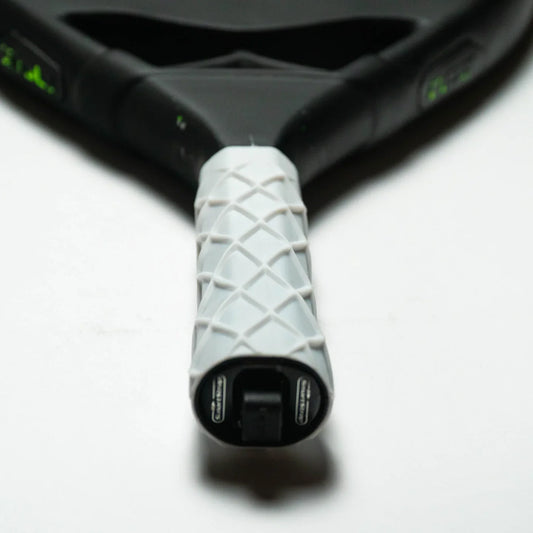 Undergrip de pádel: qué es, para qué sirve y por qué tu codo lo nota