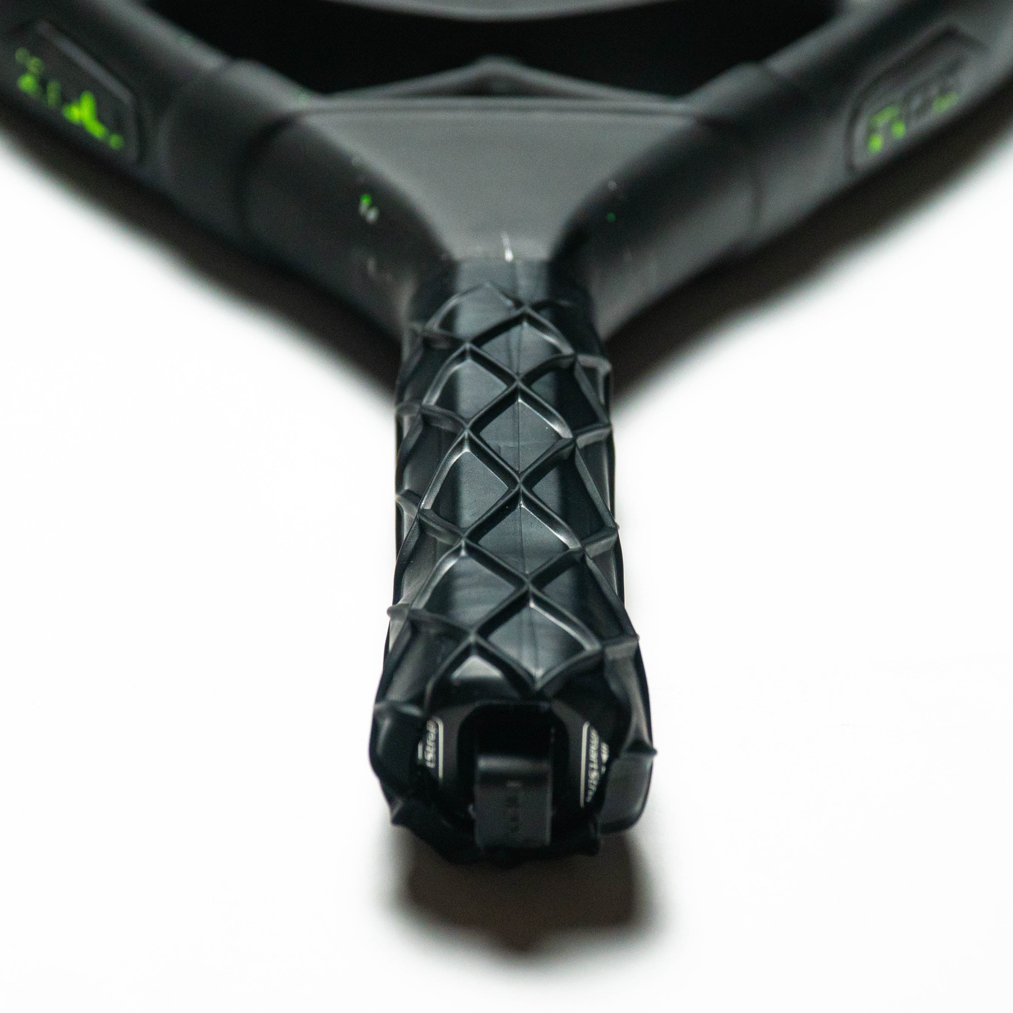 Helix Pro Invicta, undergrip de silicona con diseño registrado en la EUIPO